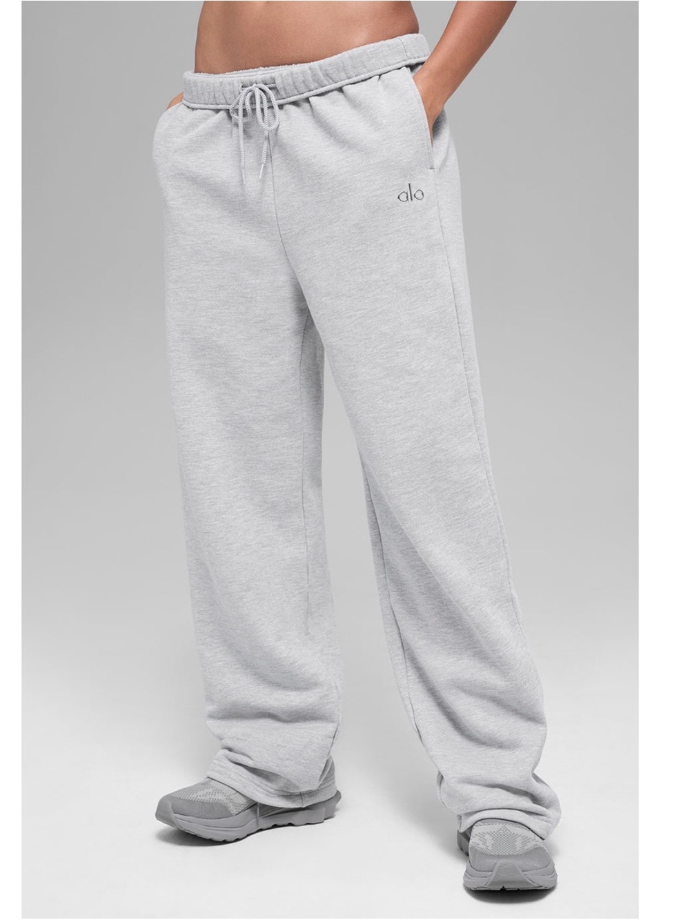 Alo Yoga Accolade Straight Leg Sweatpant Heather Grey $138 Retail Small
